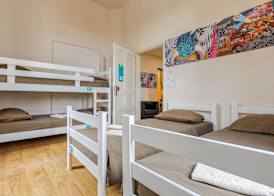 Booking BnB 4