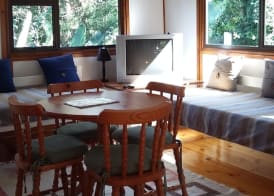 Treehouse Cottage 4