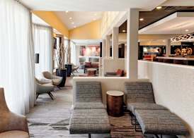 Courtyard Cincinnati Blue Ash 5