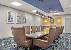 Hampton Inn & Suites Cincinnati/Uptown-University Area 4