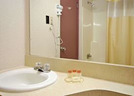Days Inn by Wyndham Washington 5