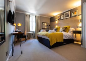 Bridge Hotel 4