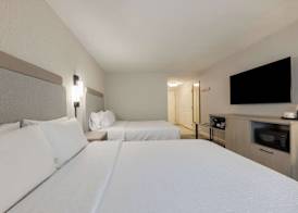 Hampton Inn & Suites by Hilton Moncton 5