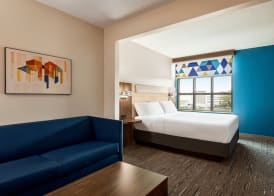 Holiday Inn Express & Suites MOBILE WEST - I-10 by IHG 3