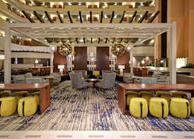 Embassy Suites by Hilton Charleston, WV 4