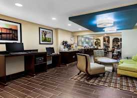 La Quinta Inn by Wyndham Sandusky near Cedar Point 3
