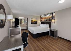 Days Inn by Wyndham Childersburg 4