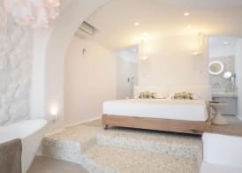 Cyano Suites 5