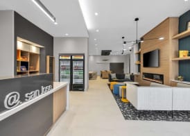 La Quinta Inn & Suites by Wyndham San Jose Airport-Downtown 3