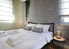 Dj City Vista Luxury Apartments 5