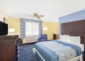 Days Inn by Wyndham Moab 5