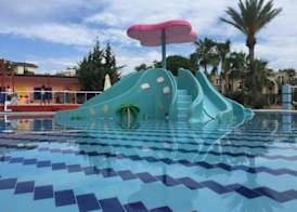 Meridia Beach Hotel 5