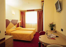 Art & Hotel Aeroporto 4