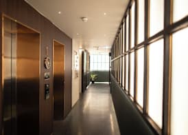 The Gravitique Hotel Khaosan 4
