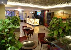 Golden Siyav Hotel 5
