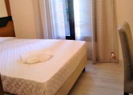 HOTEL DOZZA 2
