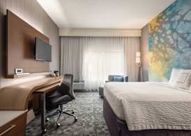 Courtyard by Marriott Dayton North 5