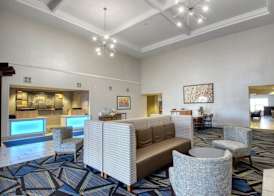 Holiday Inn Express & Suites OSHKOSH-SR 41 by IHG 5
