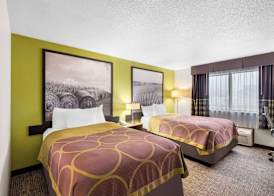 Super 8 by Wyndham Oelwein 5