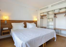 Hipotels Apartamentos Cala Bona 5