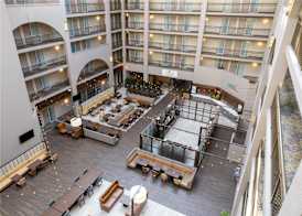 Embassy Suites by Hilton Seattle Bellevue 5