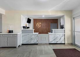 Comfort Inn & Suites Mason City - Clear Lake 4