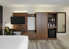 Holiday Inn Express TORONTO DOWNTOWN by IHG 5