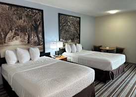 Super 8 by Wyndham Valdosta GA I-75 5