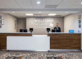 Hampton Inn San Antonio-Downtown (River Walk) 4