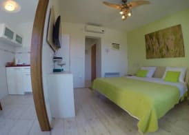 Vila Lacman 3