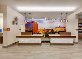 La Quinta Inn & Suites by Wyndham Lafayette Oil Center 4