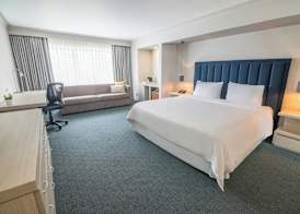 Four Points by Sheraton Medellín 5