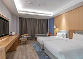 Holiday Inn Express Huangshi Cihu Lake by IHG 4