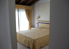 Le Corti Del Lago 2