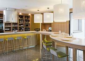 DoubleTree by Hilton Madrid Principe de Vergara 5