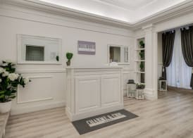 Charme & Chic Luxury 3