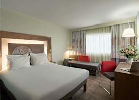 Novotel Paris La Defense Esplanade 5