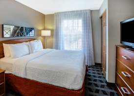 TownePlace Suites Detroit Sterling Heights 3