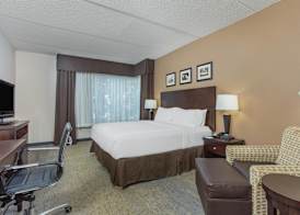 Holiday Inn LOUISVILLE AIRPORT - FAIR/EXPO by IHG 4