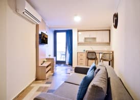M Suite 4