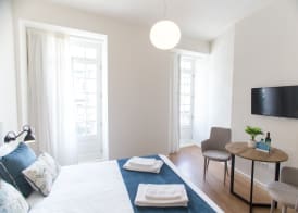 Clérigos Prime Suites by Porto City Hosts 5