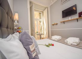 B in B Lisbon Downtown Suites 5