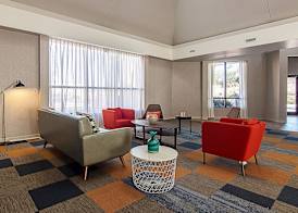 Econo Lodge 2