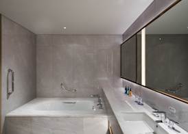 Holiday Inn Express Shenzhen Haiyuan City by IHG 4