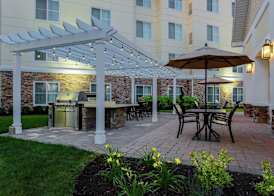 Homewood Suites by Hilton Long Island-Melville 2
