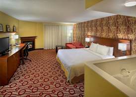 Courtyard by Marriott Niagara Falls 5