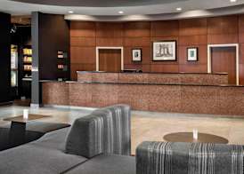 Courtyard by Marriott Newark Elizabeth 4