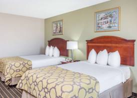 Baymont by Wyndham Clarksville Northeast 5