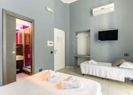 Merulana 139 Suites 4