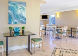 Days Inn by Wyndham Reno 3